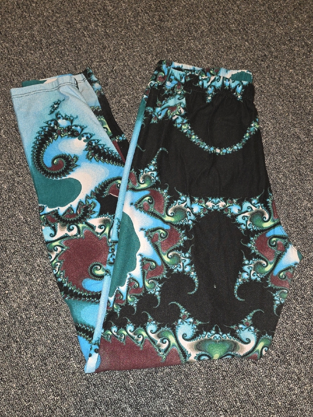 Fractal Swirl Print Leggings in Teal, Black & Burgundy